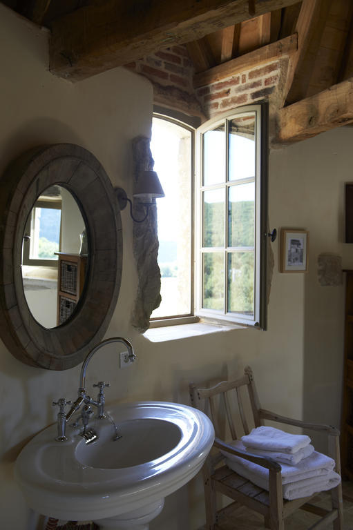 Bed and Breakfast Mas De Garrigue Calvignac Pokoj fotografie